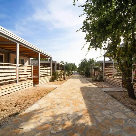 Caravan Park Mediteran Kamp Ljutic, Biograd Holiday home *