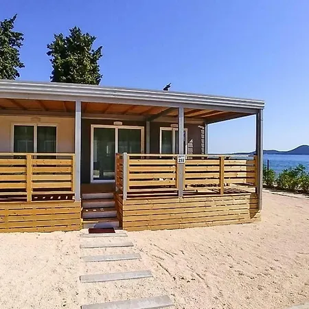 Holiday home Caravan Park Mediteran Kamp Ljutic, Biograd Biograd Na Moru